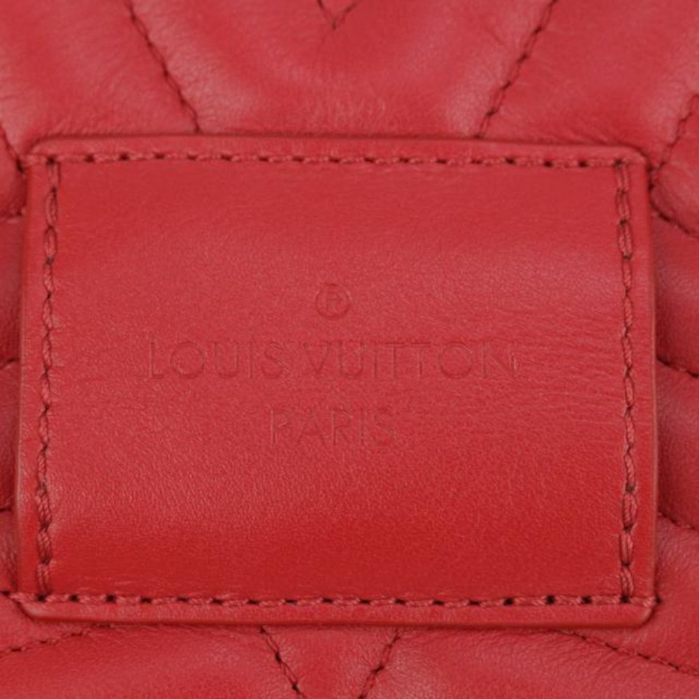 Louis Vuitton Limited Edition Red Quilted Leather - Picture 10 of 12